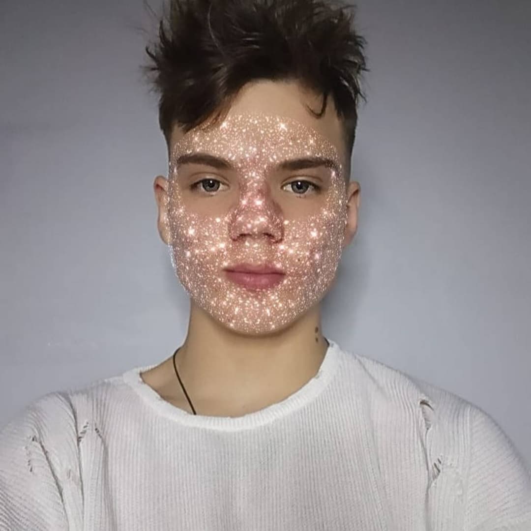 Любимая сестренка